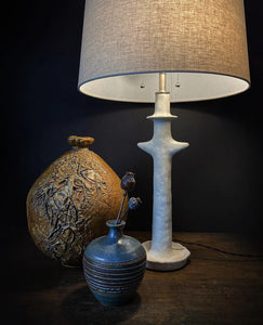 WHITE GIACOMETTI STYLE CERAMIC LAMP BY WARNER WALCOTT